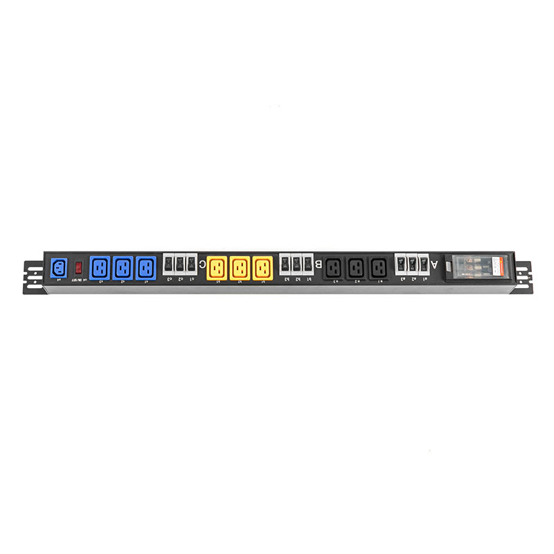 PDU de Rack Conmutada con Protección contra Sobrecarga de Disyuntor Vertical C13 C19 Trifásica de 10 Salidas